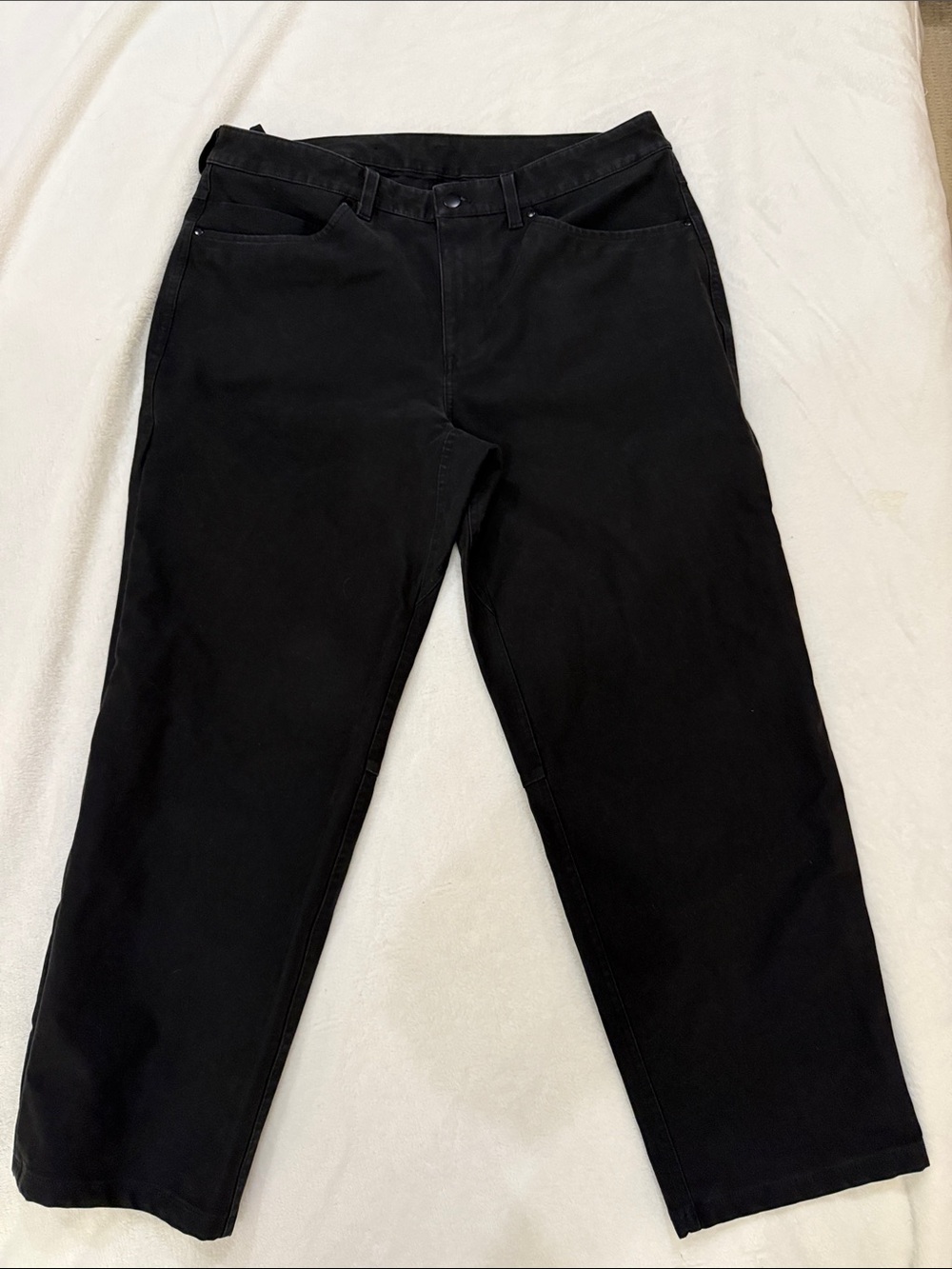lululemon athletica Men’s Black Straight-Leg Pants